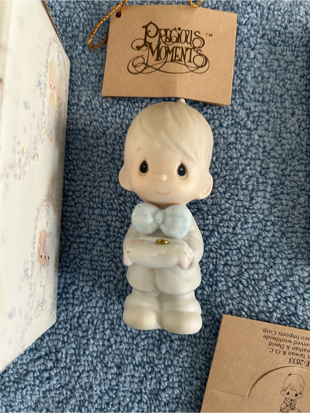 1983 Precious Moments E-2833 RING BEARER Wedding Jonathan cute with box